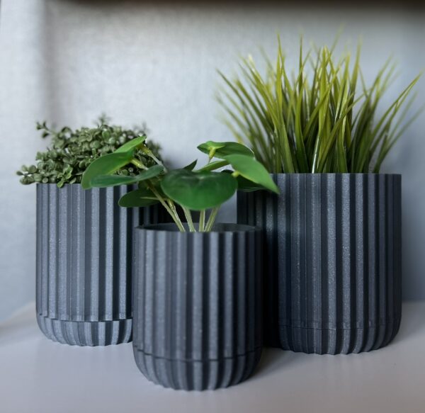 The Verdant Wall Planter